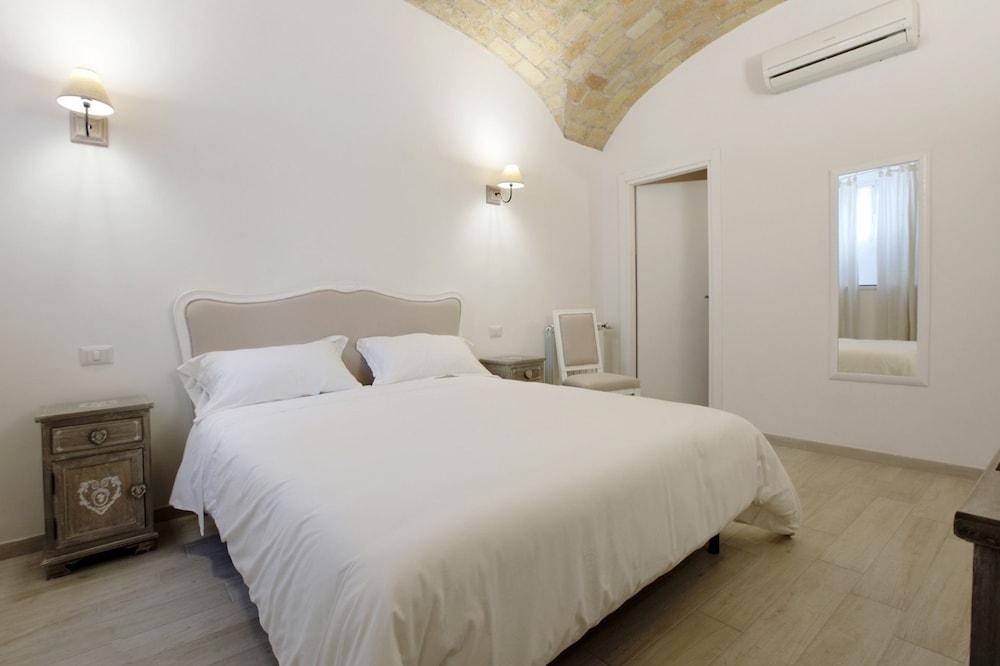 Mirko Luxury 3*